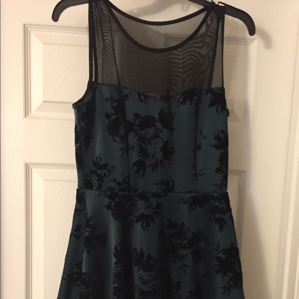 Pretty dress with flared skirt